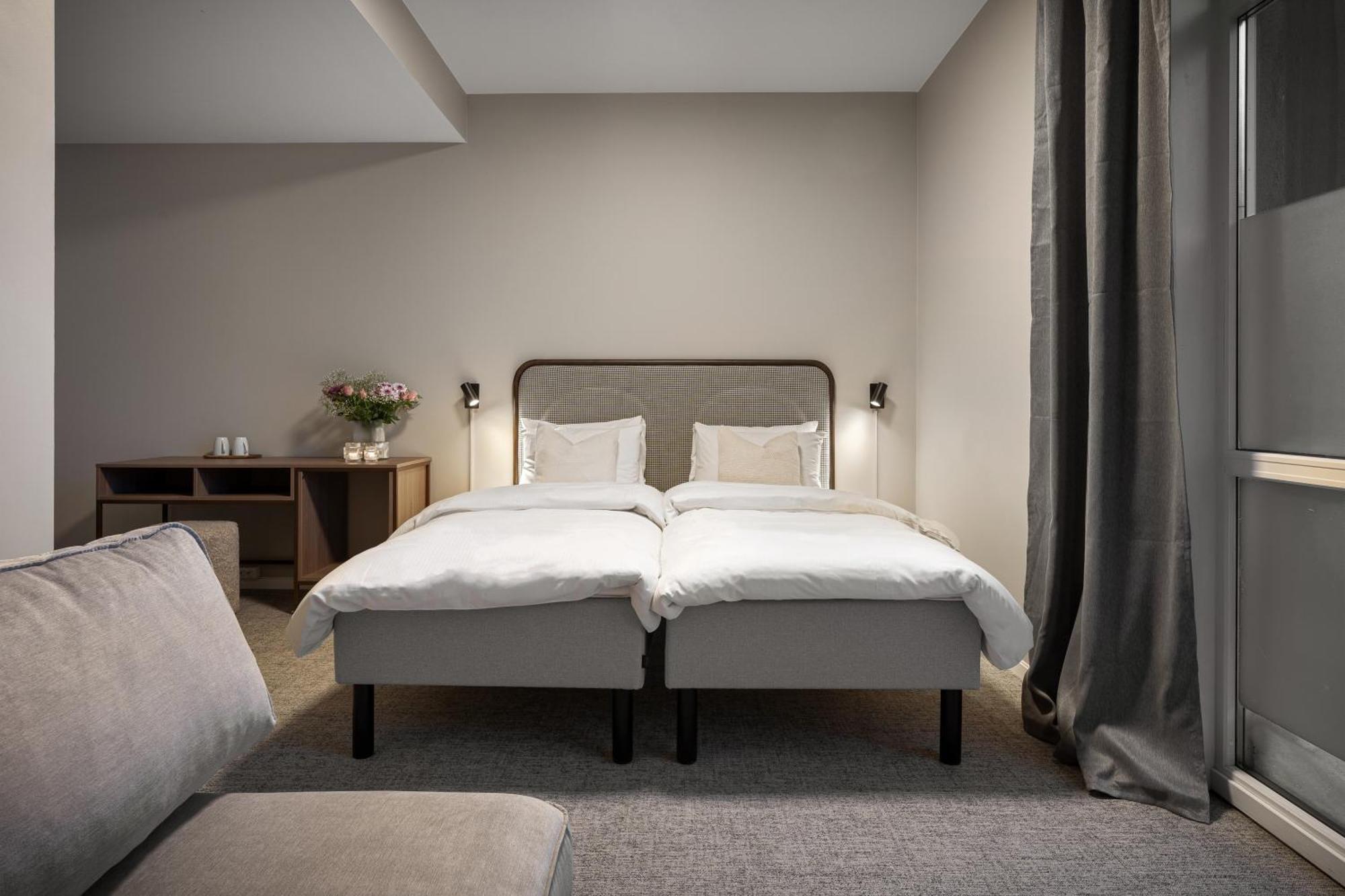 Enter Skansen Hotel トロムソ エクステリア 写真